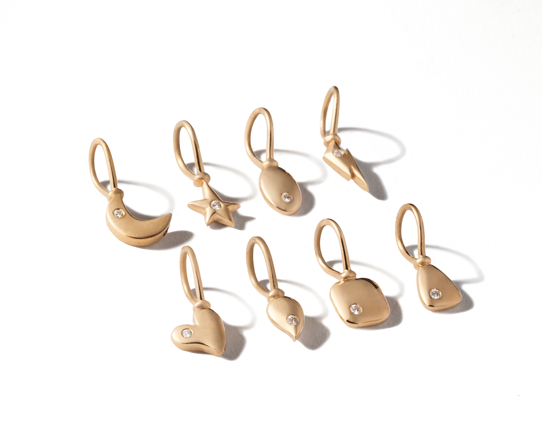 Itty Bitty Menina Charm gold