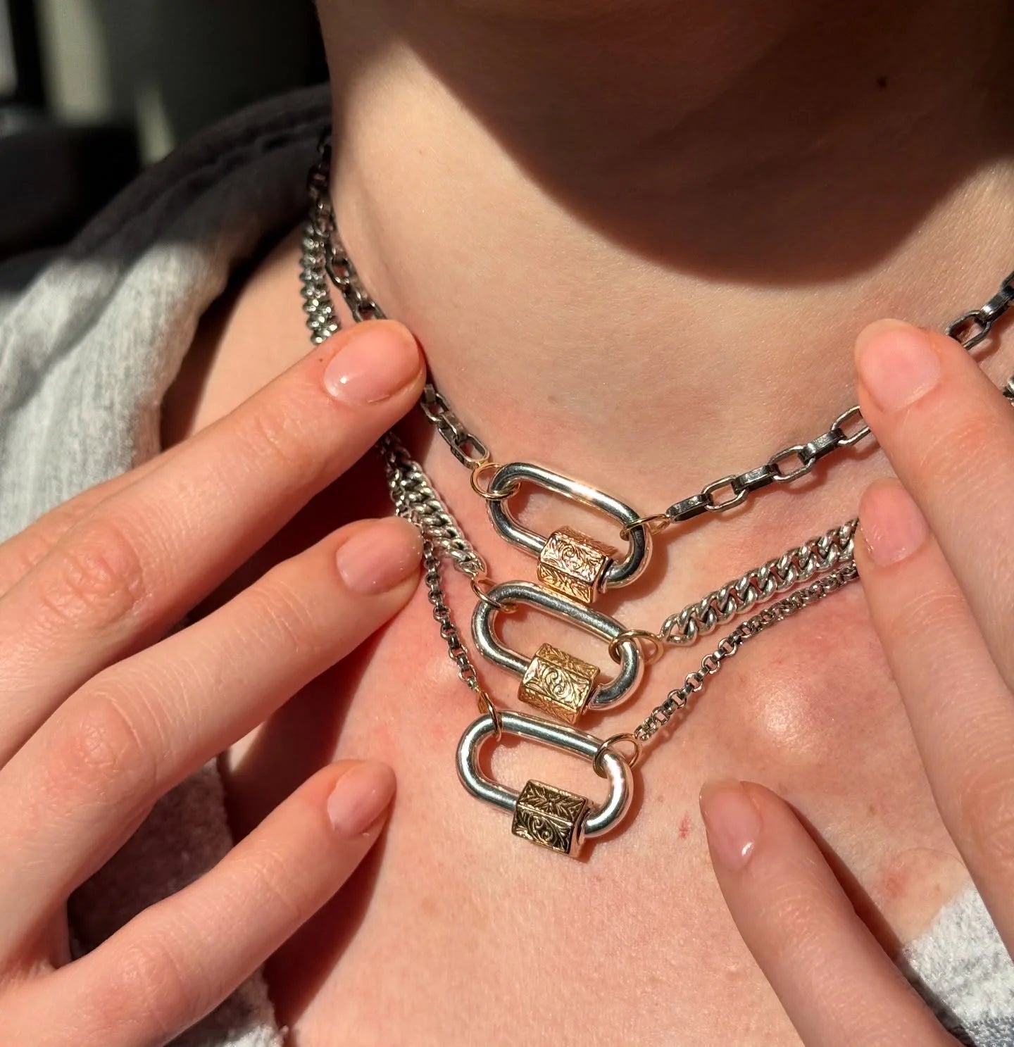Embossed Chubby Medium Lock